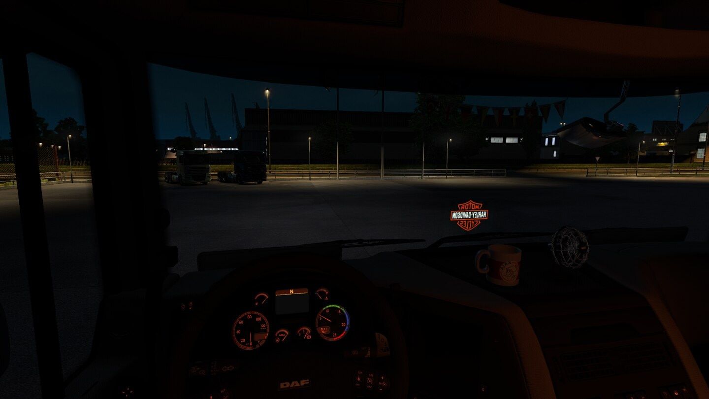 МОД Interior Light Emblems v26.06 ДЛЯ EURO TRUCK SIMULATOR 2 thumbnail 3